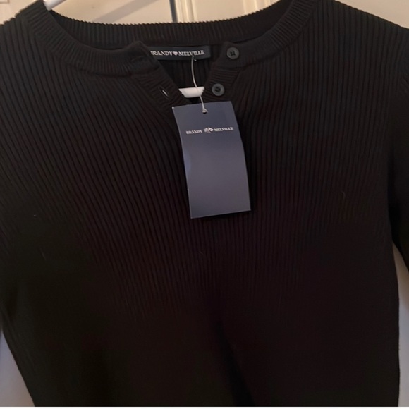 Brandy melville top - Picture 2 of 5